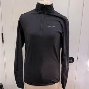 Marmot Women’s base layer zip up small